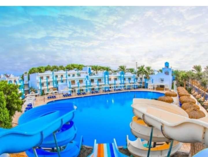Mirage Bay Resort & Aqua Park Apartment Хургада Экстерьер фото